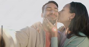 Vidéo Stock Face, selfie and couple at beach, kiss and bonding together on vacation. Portrait, interracial man and funny woman in profile picture, happy memory and laugh on holiday to travel on sunset lens flare