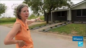 "I felt I didn't have a choice. When you have a billionaire basically saying: get out of here. What you gonna do?" Many residents in Boca Chica Village say they are being pushed out as Musk's company #SpaceX constructs its launch site and rocket production facility there 🚀 Watch the full show ➡ https://f24.my/7p1t.f | FRANCE 24 English