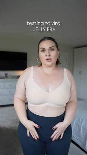 Sarah Rae Vargas on Instagram: "I’ve lived in this bra since I got it. The others are getting jealous. Comment “SHOP” for the link (it’s under $20!) #viralbra #jellybra #plussizebra."