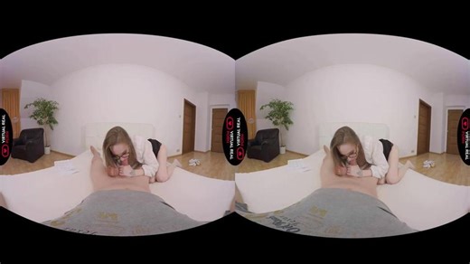 Nerd Girl – Russian Tight Pussy Angel Rush VR