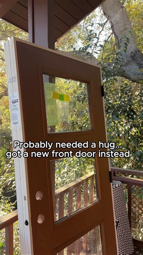 Understandable, the Masonite Performance Door System is designed to keep you cozy... just like a hug! 🤗 Available at @homedepot and @lowes. #newdoor #frontdoor #frontdoors #frontdoorproject #frontdoorstyle #frontdoorinspo #doorlovers 📸: @bradytolbert | Masonite Doors