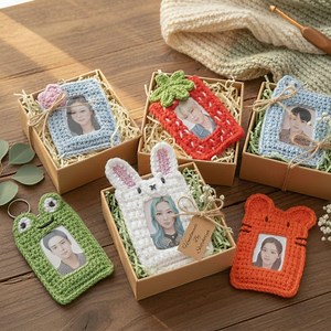 Crochet Photocard Holder Pattern | Keychain Photo Holder PDF - Etsy Australia