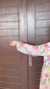 2.1K views · 63 reactions | @hafsa._.khan1 ——  Wearing @nazminaofficial | Hafsa Khan | Facebook