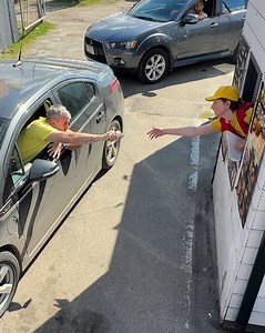 24K views · 93 reactions | Fast Food? Not So Fast When You're Clueless! | Creative Panda | Facebook