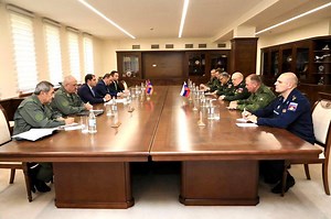 Armenian Defence Minister presents movements and concentration of Azerbaijani armed forces along the borders to commander of Russian peacekeepers