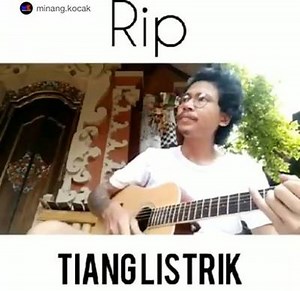 #Repost @yoganata_official hmmm ini lagu buat siapa yaaa? Btw mantep banget mas suara dan gitarannya. Kalo merem kirain Bang Iwan Fals! ・・・ Rip Tiang Listrik 🙌 Sebuah lagu daripada dua buah lagu untuk keluarga besar tiang listrik, semoga diberi ketabahan 😇 Cipt : Saya sendiri @indomusikgram adalah komunitas video musik dari Indonesia. Silahkan klik tautan di bio kami untuk info mengenai peraturan dasar agar bisa direpost oleh akun ini Kami bekerjasama dengan @indovidgram untuk konten setiap ha