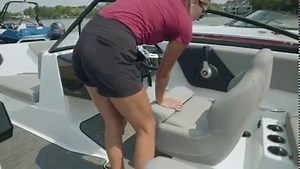 Classic styling, value packed features, and the Super Stable Vee® hull provide a comfortable ride. Take the tour of the new GX 215 and see for yourself! | Glastron Boats