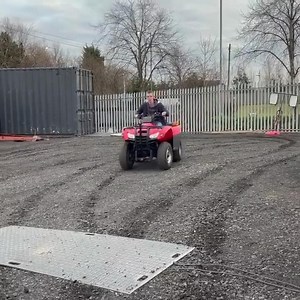 filmed a sketch for Gary Faulds today at Zion Security & Zion 4x4 and there was quad bikes. | Dazza
