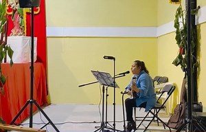 8.4K views · 271 reactions | NADIE COMO TÚ Canta: Blanca Reyes | Católico Cántale | Facebook