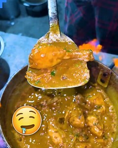 Spicy Buttery Kadhai Chicken 😍🍗 | Indian Food | Who Cares?