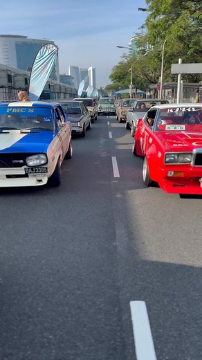 2.3K views · 92 reactions | 8am Cruise With Retro Friens #Festivalramadhanputrajaya2024 #flashmobjombalikkampung #ingeniouscreativelab #Retro #Backwheelbitches #Vintage #Minicoopers #Shakotan #Kyusha #旧車 | Backwheels Bitches - BwB | Facebook