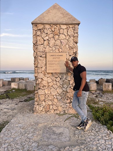 Cabo Engaño: Vistas a Puerto Rico desde RD