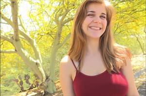 Awesome Babe Lindsey - Naked Jogging