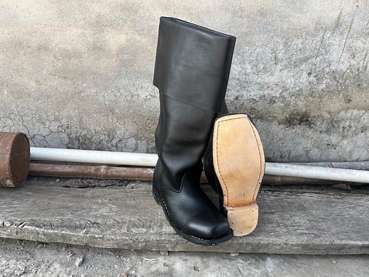 Handmade Leather Pirate Cuff Boots: Renaissance Cosplay Footwear - Etsy