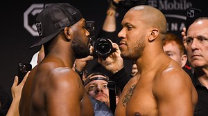 UFC 285: les images de la pesée Gane-Jones, sous les yeux de la légende McGregor
