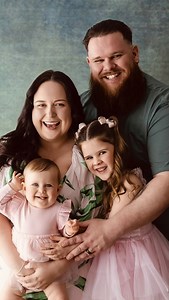 14 reactions | A gorgeous indoor session with a twist! No props, no noise, just the family, a simple background and lots of laughs. | Howe Studios | Facebook