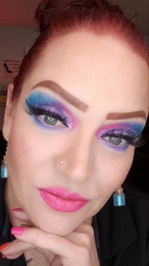 18 reactions · 5 comments | Wild Exotic Glamour Cosmetic’s #pinkandblue #colorful #makeup #indulgeyourselfpalette #sprinkletherainbowduochrome #palettes #metalliclipstain #ticklemepink #lotd #fyp #loveyouall  | Glammy with Tammy | Facebook
