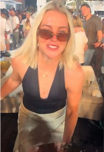 In honour of Ella - walking on broken glass 🍸 #alessiarusso #ar23 #arsenal #arsenalwomen #awfc