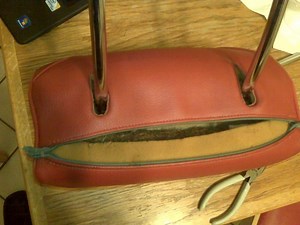 1973 Headrest Repair - Floppy Headrest No More - But how...