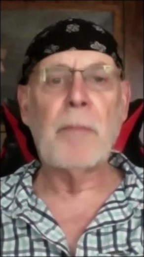 Embarking on the journey of chronic lymphocytic leukemia (CLL) treatment? Navigating the complexities requires a robust support system and effective collaboration with multiple doctors. The Patient Story is happy to present an insightful discussion featuring Dr. Nicole Lamanna from Columbia University Medical Center, Dr. Spencer Bachow from Boca Raton Regional Hospital, and CLL patient Lisa P. Guiding the conversation are our CLL patient voice leaders, Michele Nadeem-Baker and Jeff Folloder. Gai