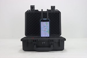 [Hot Item] Handheld Uav Detection and Positioning Equipment Drone Detector 100-6000MHz Comprehensive Drone Detection Precise Drone and Pilot Tracking