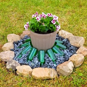 27K views · 125 reactions | Crafting stunning flower beds from scratch! | Creative Bee | Facebook