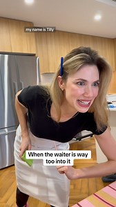 962K views · 8.7K reactions | Dinner AND a show #waiter #server #hospitality #customerservice #relatable #restaurant #eatingout #ick #foryou | Tilly Oddy-Black | Facebook