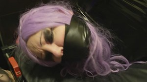 Noite com Vestido de PVC com Braços Presos – Botas de Balé, Cintas de Couro, Mordaça de Fita e Vibrador com Controle Remoto (09:05) | Clips4sale