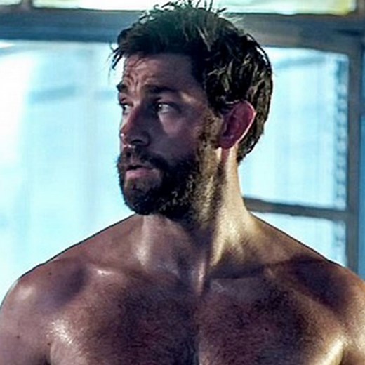 John Krasinski's Shirtless Body in 13 Hours Is Just Perfection