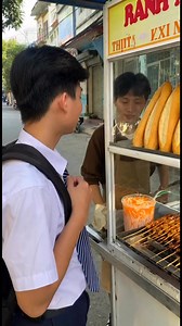 ăn bánh của chú được 9,5đ thôi nhé hehe😂 #banhmytanhtanh #ChuyenNghiepTanTam #banhmythitxien #MuaDongAmAp #kiemtienfacebook #banhmy | Phạm Tuấn Aanh