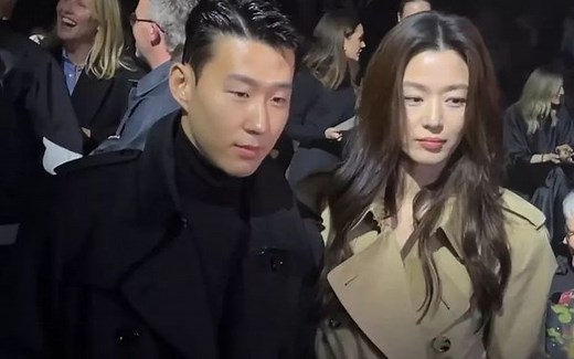 Jeon Ji Hyun gây sốc visual ở tuổi 42, đứng cạnh Son Heung-min tạo nên khung hình mãn nhãn