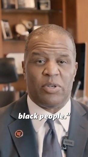 When all boats rise, everybody wins! If you’re struggling financially, click the link in my bio to learn how Operation HOPE can help you. #operationhope #motivation #conversation #talk #listen | John Hope Bryant