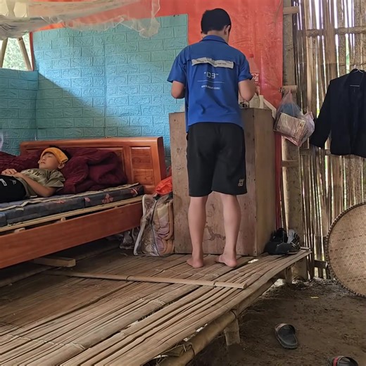 1.5K views · 20 reactions | High Fever After Harvesting Gourds, Luckily Met An Orphan Boy And A Kind Policeman | Life of Freedom | Facebook