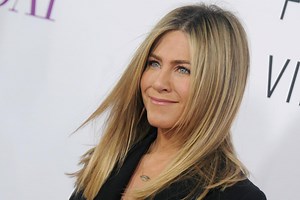 Hypocrisy, thy name is Jennifer Aniston