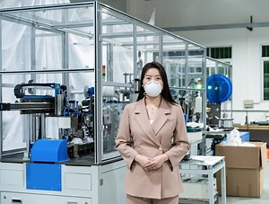 [Hot Item] 2022 Newest Fully Automatic FFP3 Cup Shaped N95 Face Mask Production Line 15-20PCS/Min with Breathing Valve