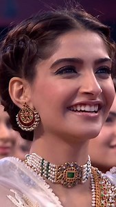 Main duniya bhula Dunga Teri Chahat mein | Is Garib Larka aur Ladki ne Aisa gana Gaya gana Rato Raat viral ho Gaya #alamgirh11 #fbreels #trendingreels #reelsinstagram #instagram #instagood #instareels #trending #shorts #foryou | Mou Alamgir