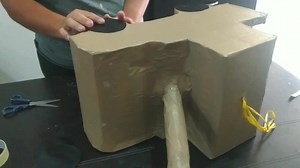 Cómo hacer piñata de MATE cars... | El Mundo de las piñatas