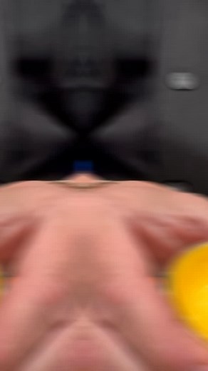 🎶 Cheesesteaks every day 🎶 | Geno's Steaks