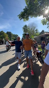 Handshaking Moments with Team PaDayon OSM! Gikan nasad mi sa Barangay Bayanga — dako akong kalipay nga nakigkita ug nakig-uban kaninyo. Maygani gi paboran ta sa panahon, kay wala gyud mag-ulan! salamat sa inyong dakong supporta ug mainitong pagdawat. Padayon ta sa suporta ug panaghiusa. Daghang salamat, Barangay Bayanga!💛💜 #TEAMPADAYONOSM #LetsMakeCagayanDeOroGreatAgain #OscarMoreno | Oscar S. Moreno