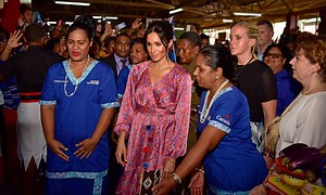 12K views · 206 reactions | Hundreds gathered at the Suva Municipal Market to get a glimpse of The Royal Highness the Duchess of Sussex Meghan Markle today. Permanent Secretary for Women, Children and Poverty Alleviation Dr. Josefa Koroivueta, Chief Executive Officer of Suva City Council Bijay Chand and Legal Advisor to Suva market vendors Association Shobna Verma welcomed the Duchess of Sussex. #Fiji #FijiNews | Fiji Government | Facebook