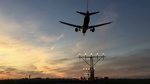 Airplane Descends On Landing Strip During Stock Footage Video (100% Royalty-free) 8422813 | Shutterstock