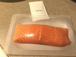 [Hot Item] Pike Perch Fillet and Whole Round Net Catch Ribbon Fish Packaging Food Packaging