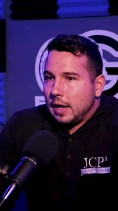 Cocky vs Confident 💪 The difference is an ego! #confidencecoach #entrepreneurmindset #bluecollarbusiness | John Seaman