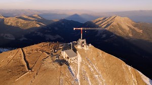3.6K views · 126 reactions | It might be hard to believe that Lone Peak's shadow is a perfect triangle, mostly because it isn't. This is just a really cool optical illusion and phenomenon called "Mountain Shadows"   skylabmediahouse taken 9.28.23 | Big Sky Resort | Facebook