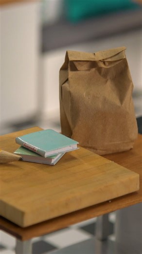 Why dine out during lunch when you can pack an adorable brown bag meal instead? 🥹 | Tiny Kitchen