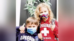 Dinosaur Kids Face Mask with Adjustable Ear Loops, Soft Fabric Washable Reusable Face Mask, Designer Breathable Madks Facemask for Girl Boy Children Gift