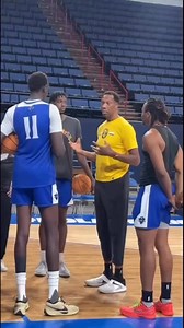 NBA Great, ERVIN JOHNSON, who graduated from the University of New Orleans come back, teach and guide our bigs for this upcoming season. Our rim protectors are hungry and ready to learn. We have 7’4”, 7’2”, 6’10”, 6’9”, 6’8” & 6’7” With hard work we will get better! Don’t sleep on New Orleans ⚜️ | University of New Orleans Basketball
