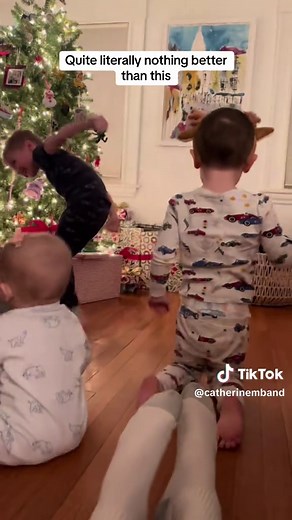 Butt slaps and all 🥰 #fyp #family #toddlertok #babygirl