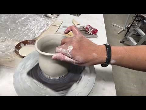 HOW TO HAND BUILD CERAMIC MUG DEMONSTRATION