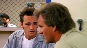 Dylan visits his dad in jail, while Brenda and Donna settle into a small room with no view in Paris! | Beverly Hills 90210